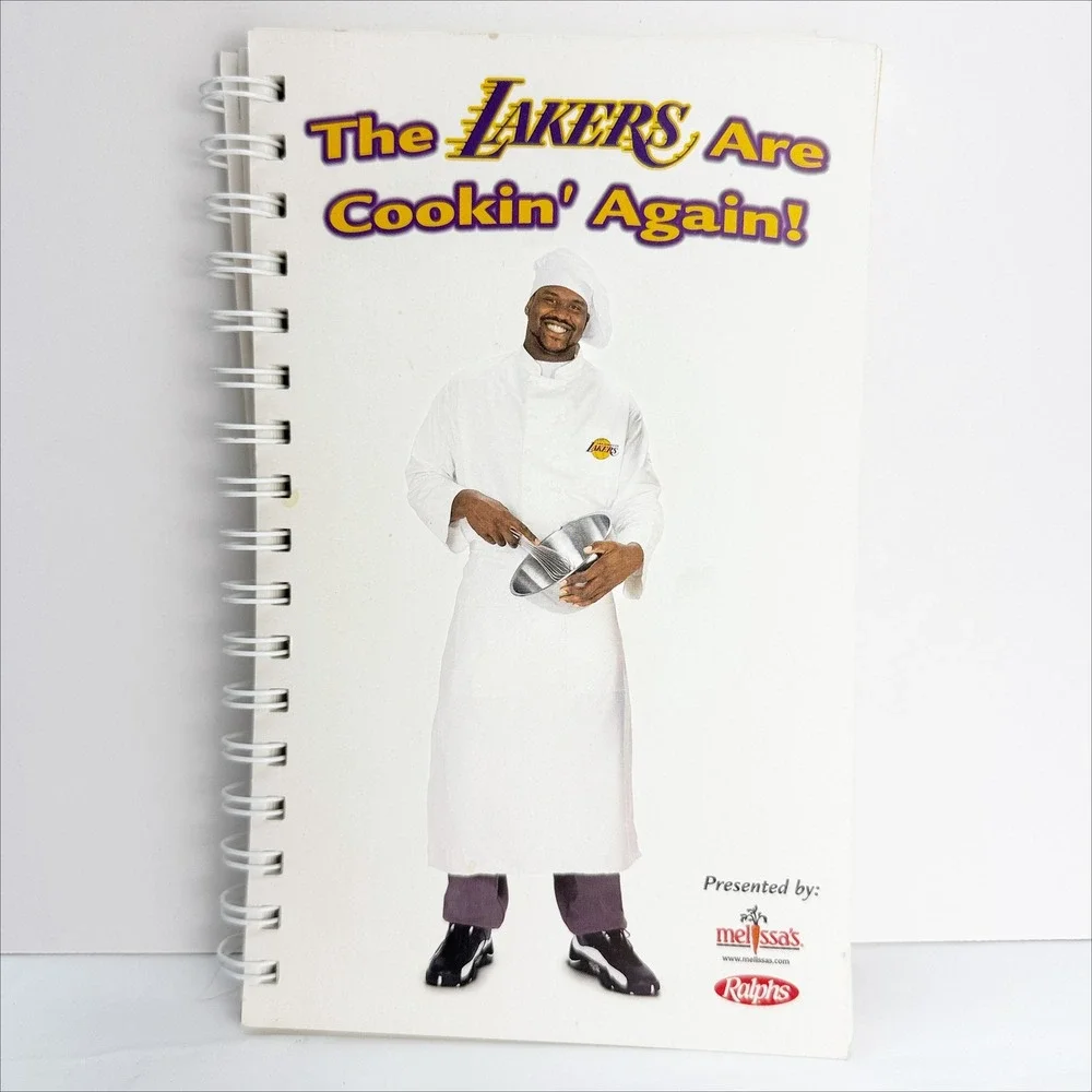 Los Angeles Lakers Are Cookin Again Cookbook 2001 Shaq Phil Jackson NBA Rare